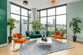 Stylish Tranquil Buckhead Hideaway